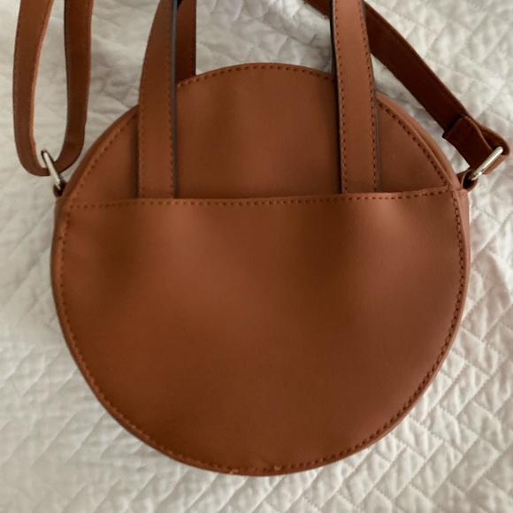 Round bag - Picture 2 of 4